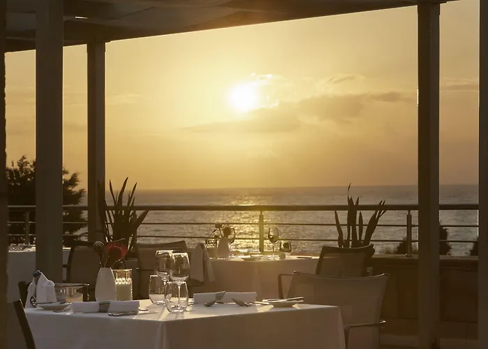 Elite By Rhodes Bay Hotel