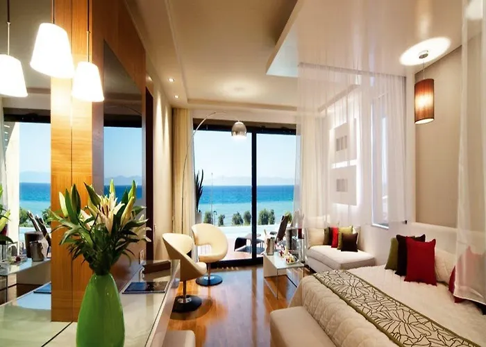 Elite By Rhodes Bay 酒店 5*