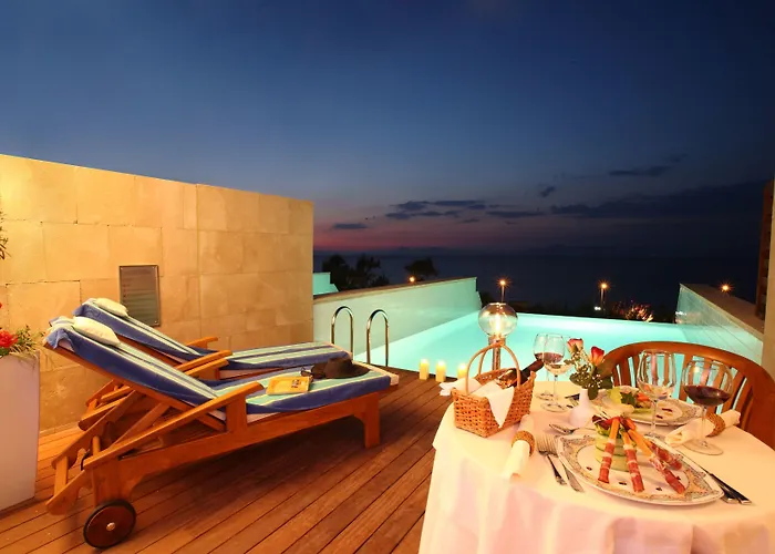 酒店 Elite By Rhodes Bay 5*